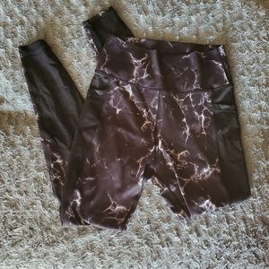 Buffbunny Black Marble Leggings